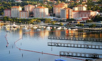 Nastanitve