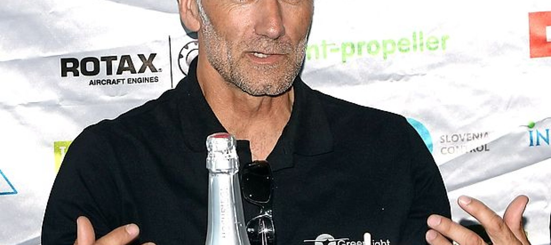 Matevž Lenarčič finished his mission to fly around the world at Portorož Airport